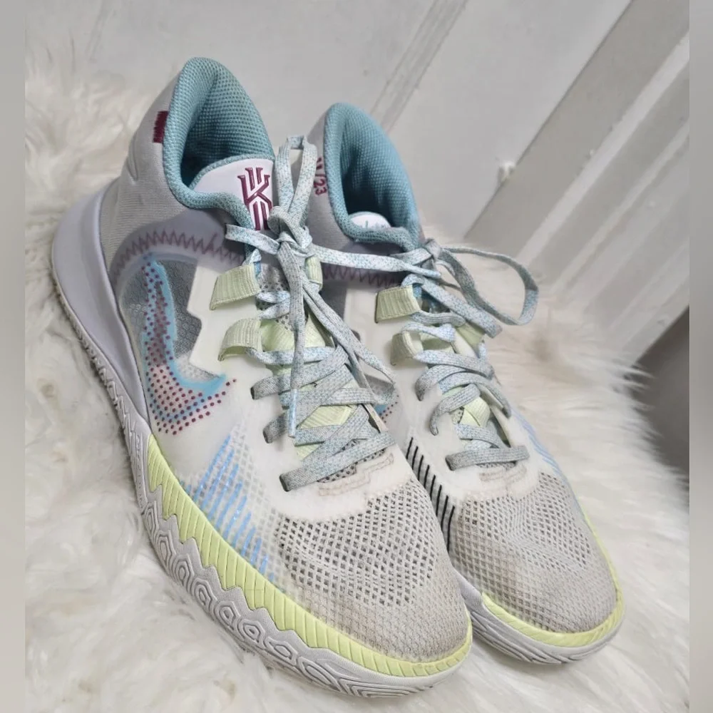 Nike Kyrie Flytrap 5 basketball shoes in the '1 World 1 People' colorway.